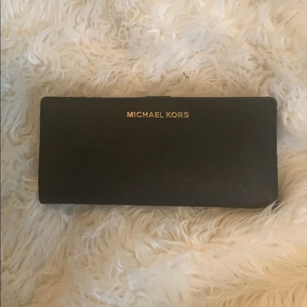 Micheal kors wallet